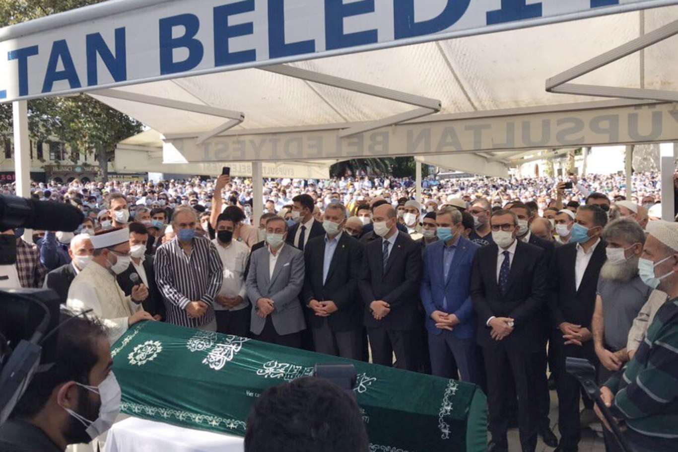 Bediüzzaman Said Nursi'nin talebesi Mehmet Fırıncı son yolculuğuna uğurlandı Bediüzzaman Said Nursi'nin talebesi Mehmet Fırıncı son yolculuğuna uğurlandı